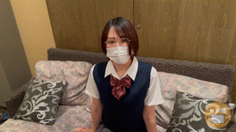 把想成为偶像的大学生骗说是形象影片，然后情色自拍并中出 IMEDAMAFC2