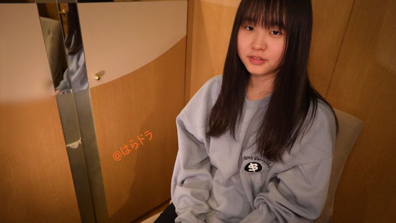 老公肉棒太小的無妝F罩杯光莉醬，用ENKO肉棒玩弄到高潮，比老公還先中出&hellip;結果月經來了。她說如果懷孕的話就會生下來。這就是現實