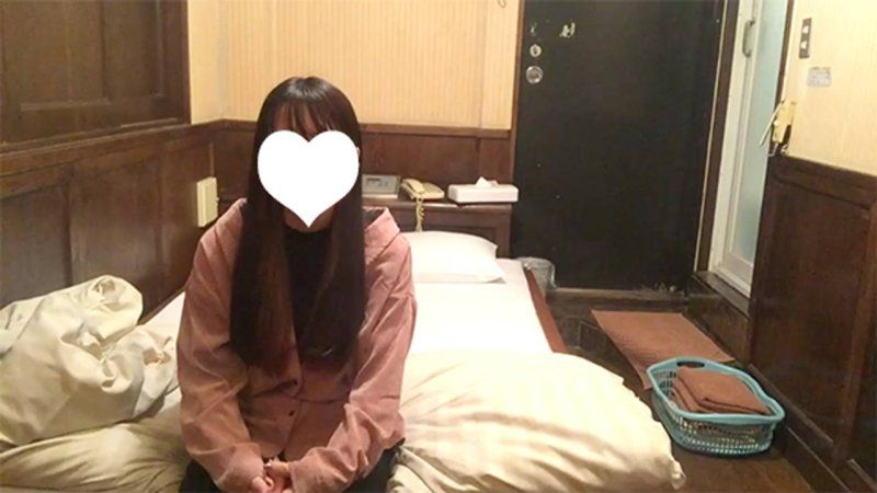 明日香18歲・顏射訪談⑦。偶像級外貌登場。治癒系臉龐被異常的精液覆蓋的始末（049）